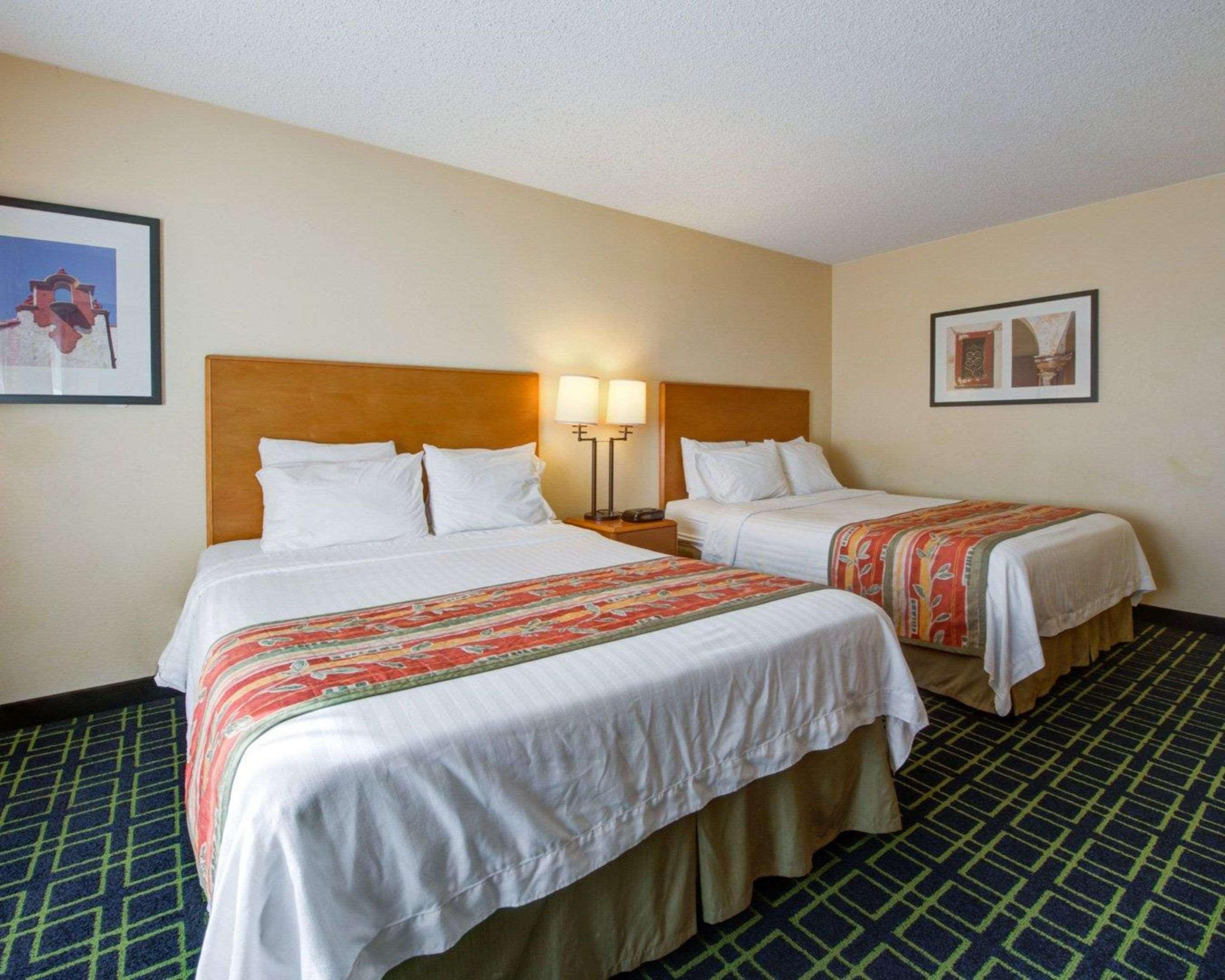 Quality Inn Placentia Anaheim Fullerton Exterior photo