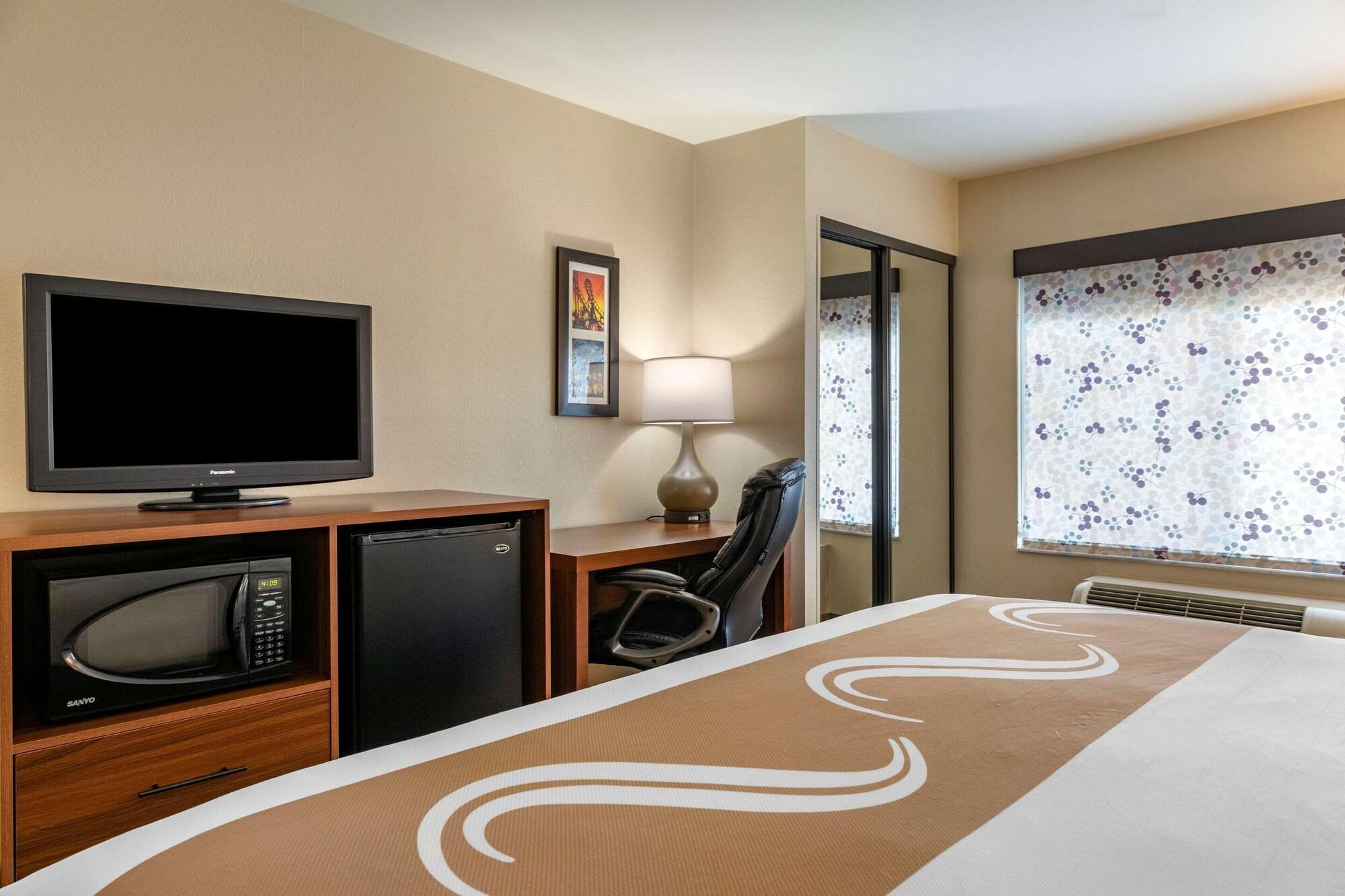 Quality Inn Placentia Anaheim Fullerton Exterior photo