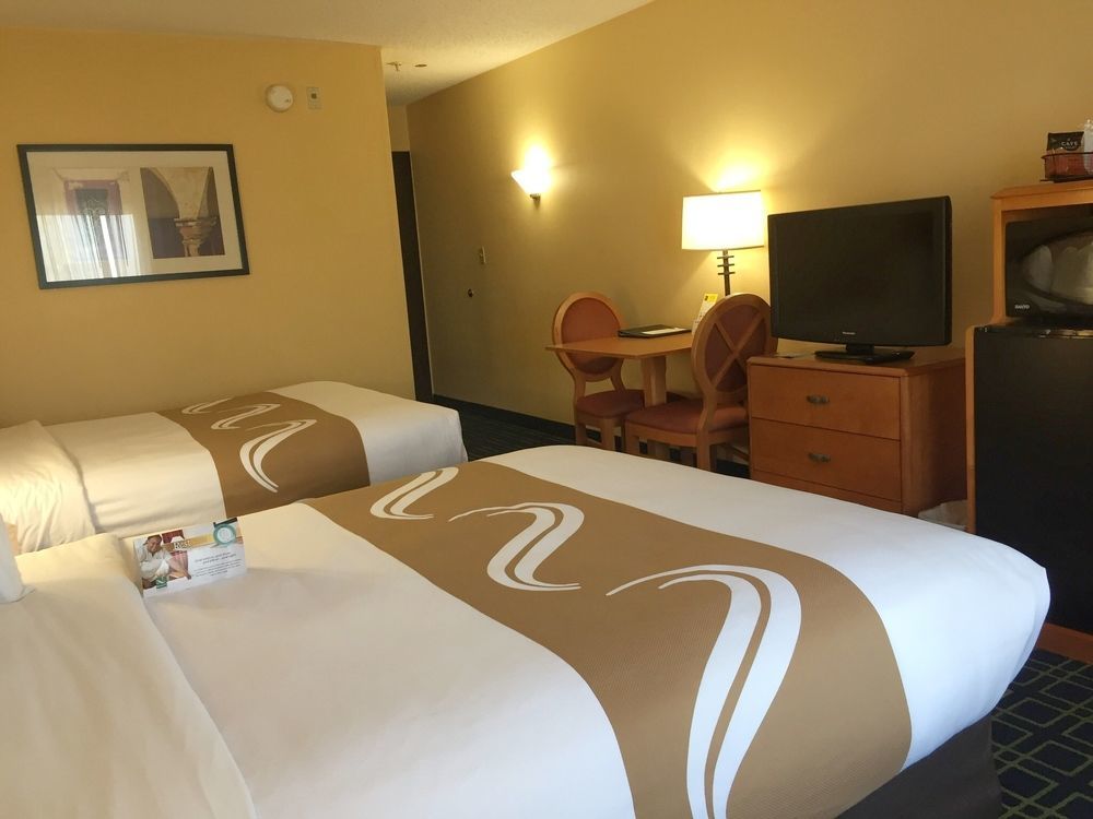 Quality Inn Placentia Anaheim Fullerton Exterior photo